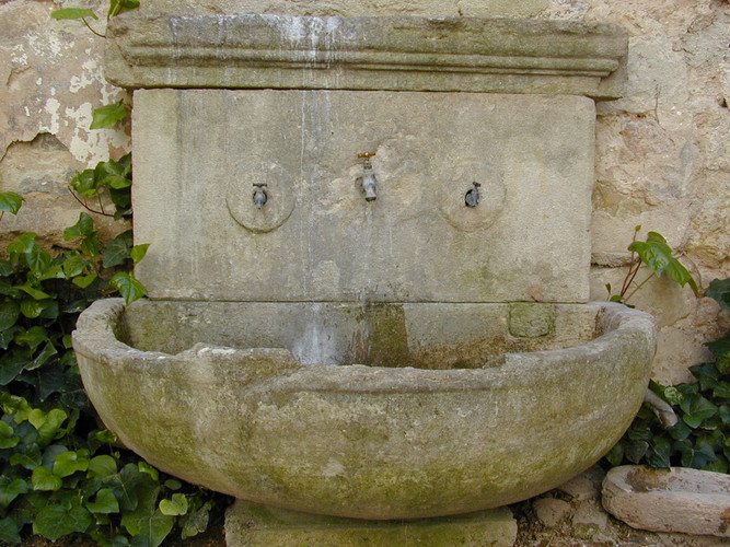 Fontaine Douzon