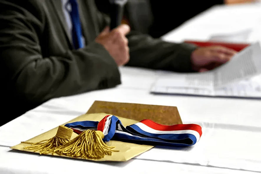 Rappel à l'ordre : retour sur le droit chemin Ville de Brignoles