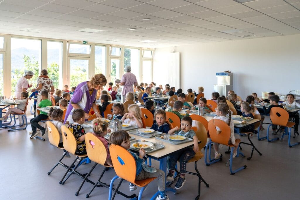 L'école Véronique-Delfaux ouvre ses portes Ville de Brignoles