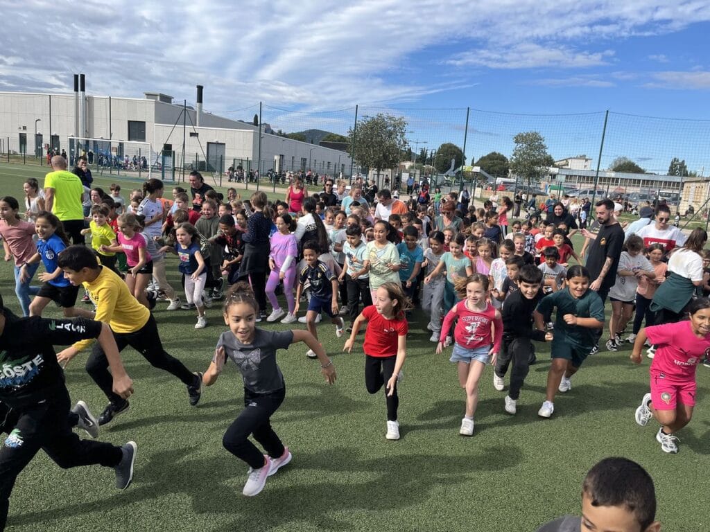 900 écoliers aux Virades de l'Espoir Ville de Brignoles