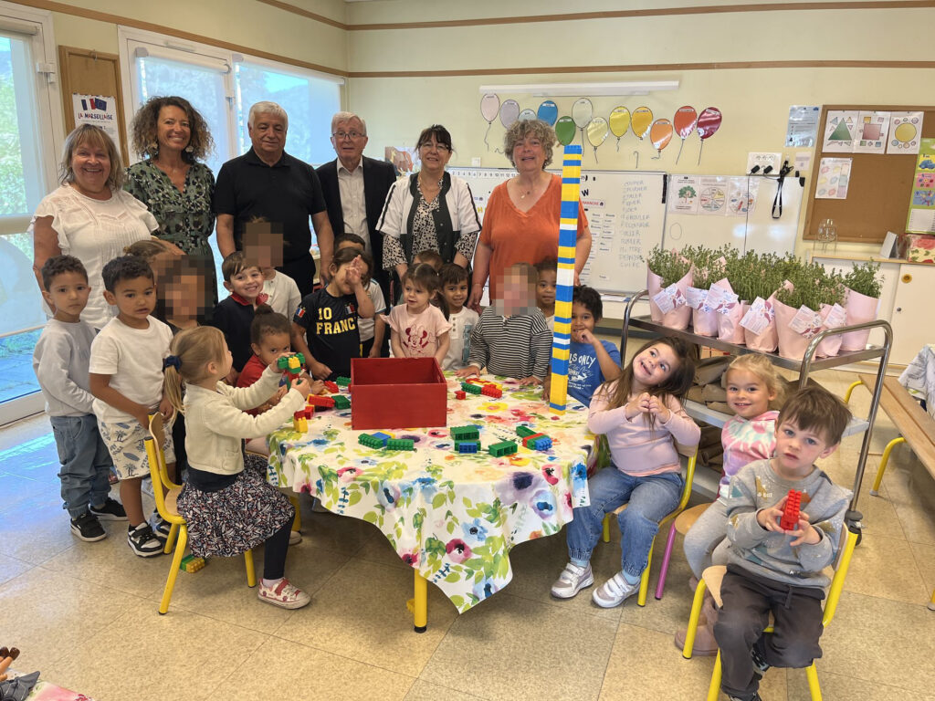 900 plantes offertes pour la fête des mères Ville de Brignoles