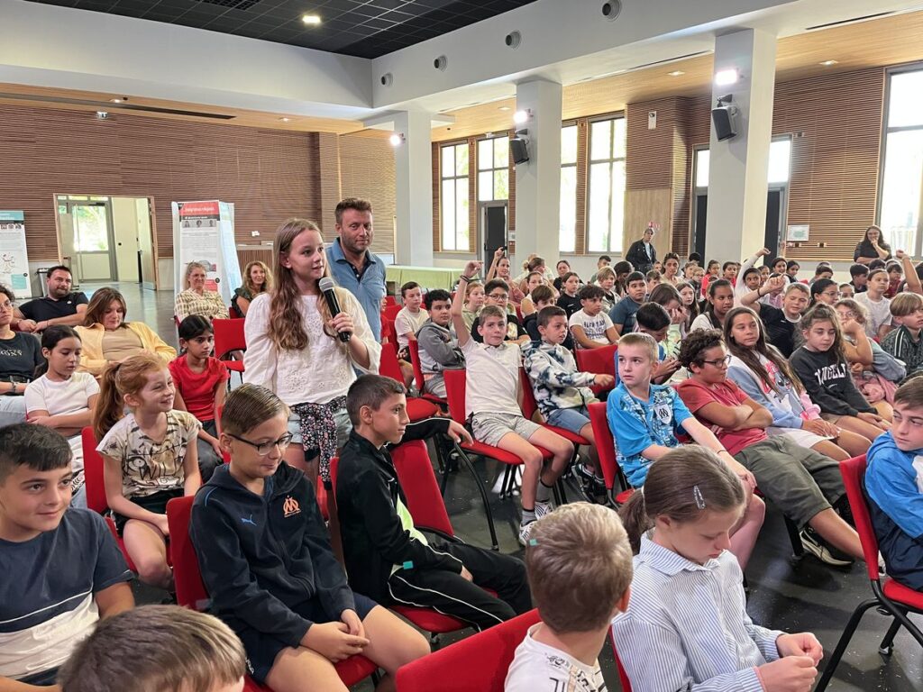 Écoliers aujourd'hui, CMJ demain Ville de Brignoles