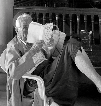 Exposition "La lecture dans le monde" Ville de Brignoles