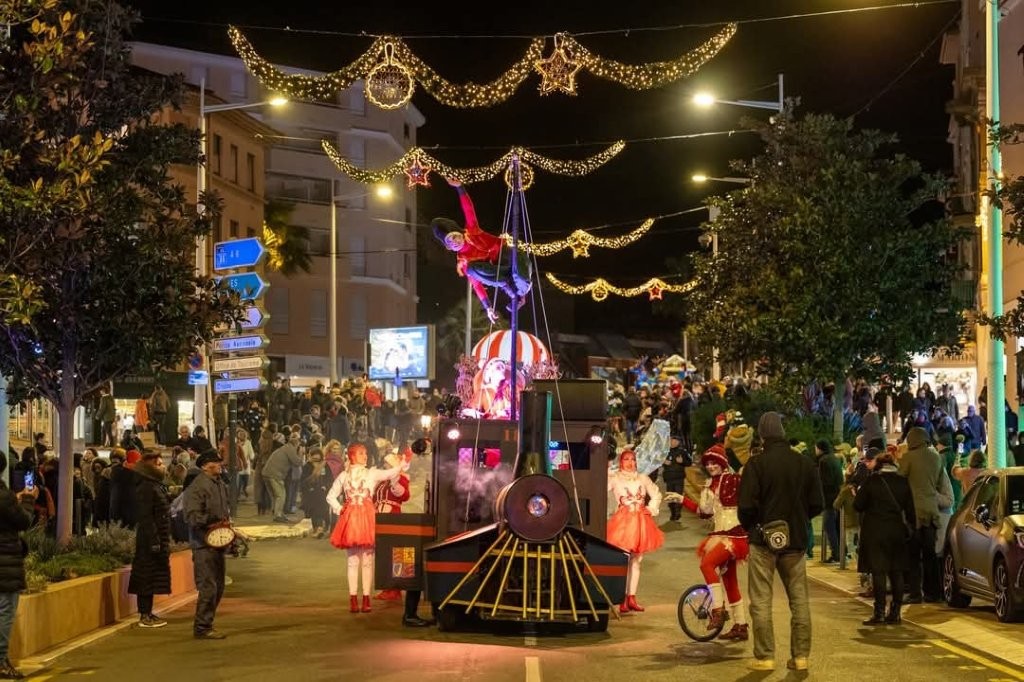 Grande Parade de Noël Ville de Brignoles