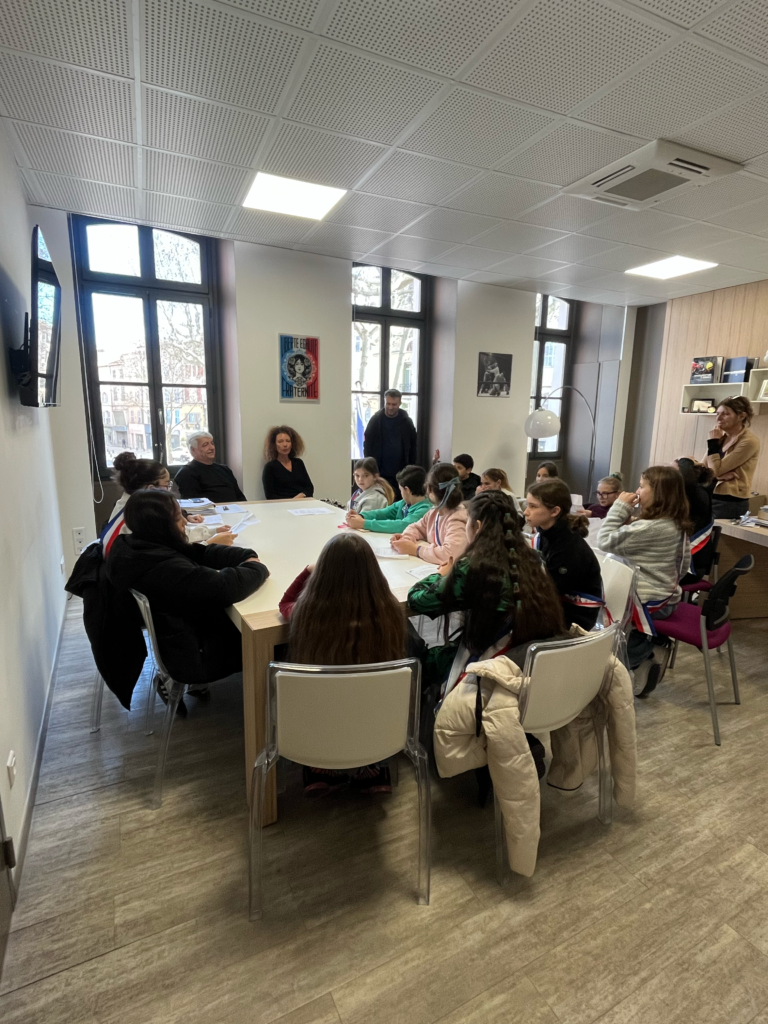 Le CMJ en immersion dans les institutions brignolaises Ville de Brignoles