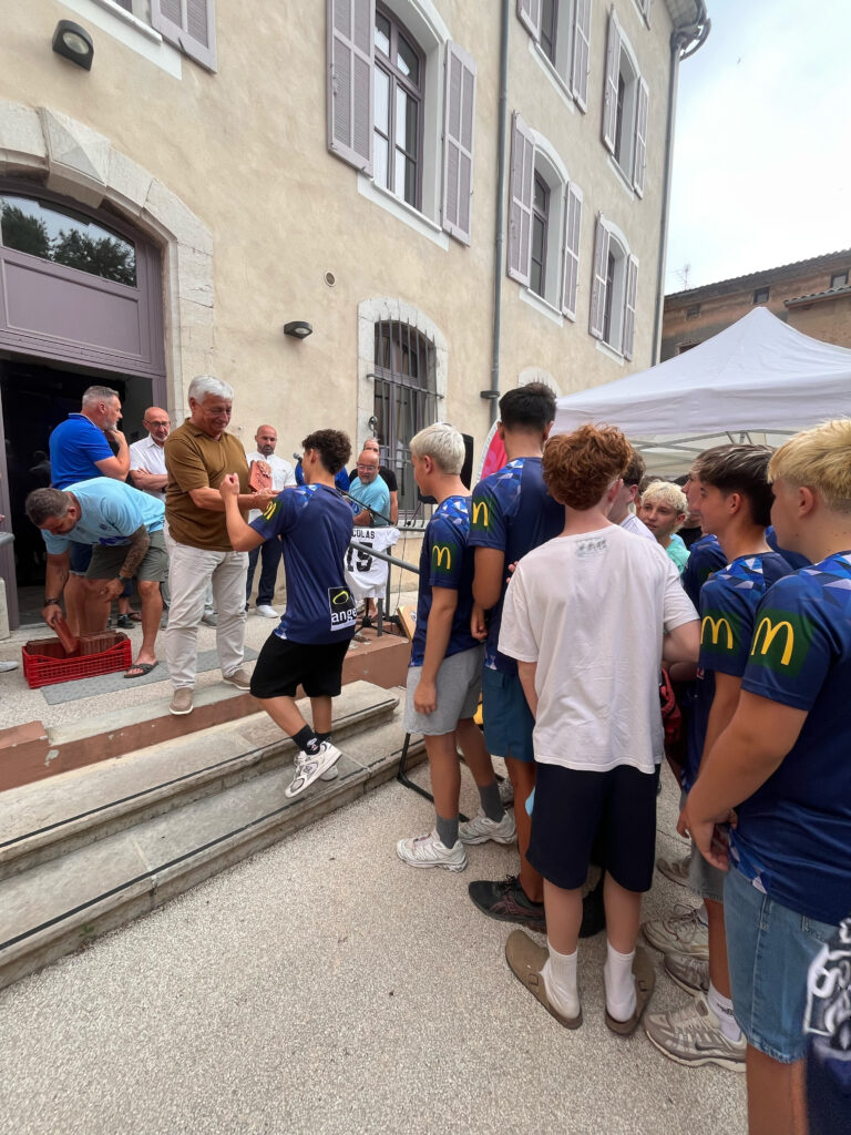 Les U16 cadets du Rugby Provence XV à l'honneur Ville de Brignoles