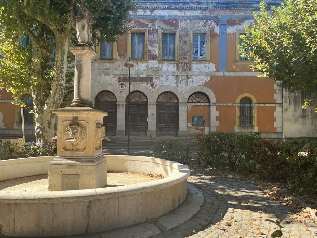 Ancien palais de justice : le projet hôtelier soutenu par l'État et la DRAC Ville de Brignoles Ancien palais de justice : le projet hôtelier soutenu par l'État et la DRAC Ville de Brignoles