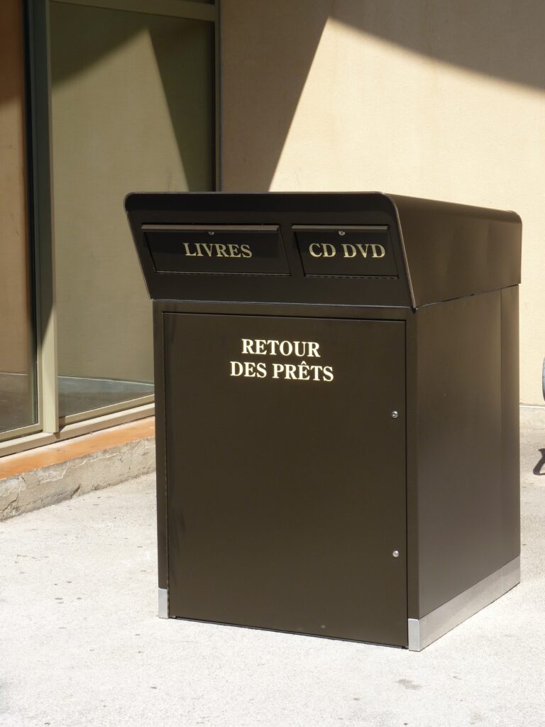 La boite... le retour ! Ville de Brignoles